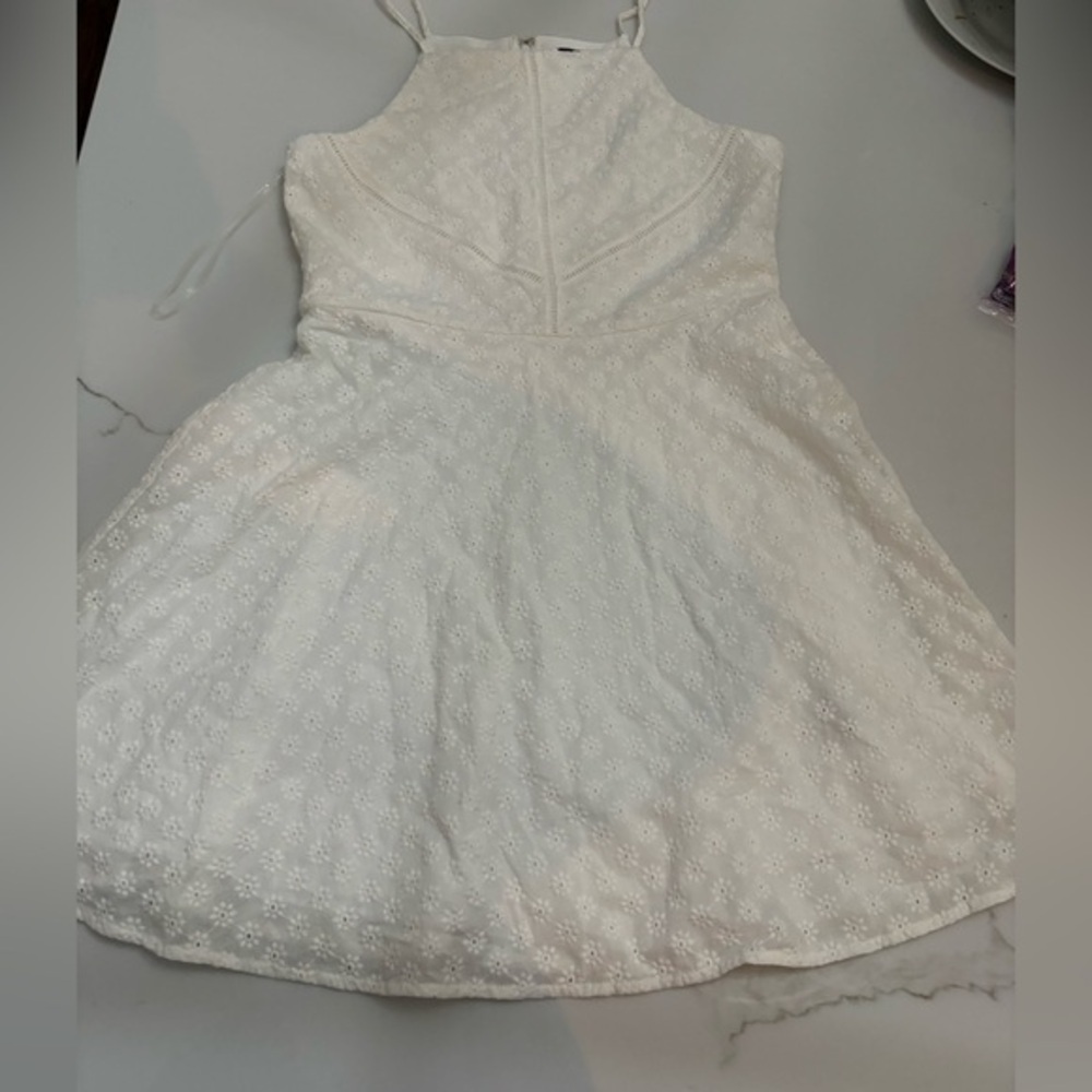 Francesca’s size 2 white dress NWT